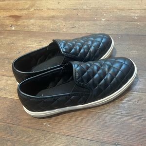 Women’s Casual Dress Shoes